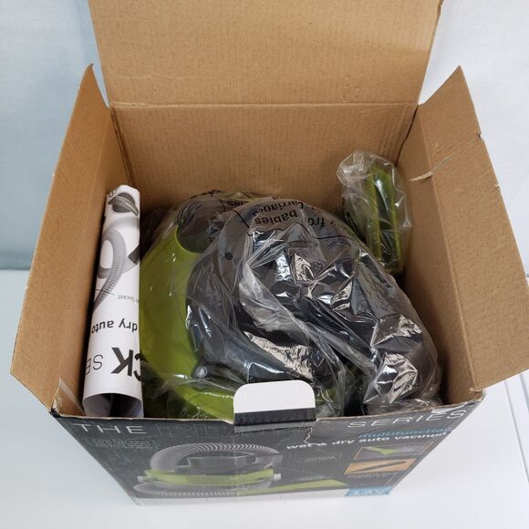 SHARPER IMAGE Portable Multi Function Wet & Dry Auto Car Boat RV Vacuum 12V DC - Picture 6 of 16